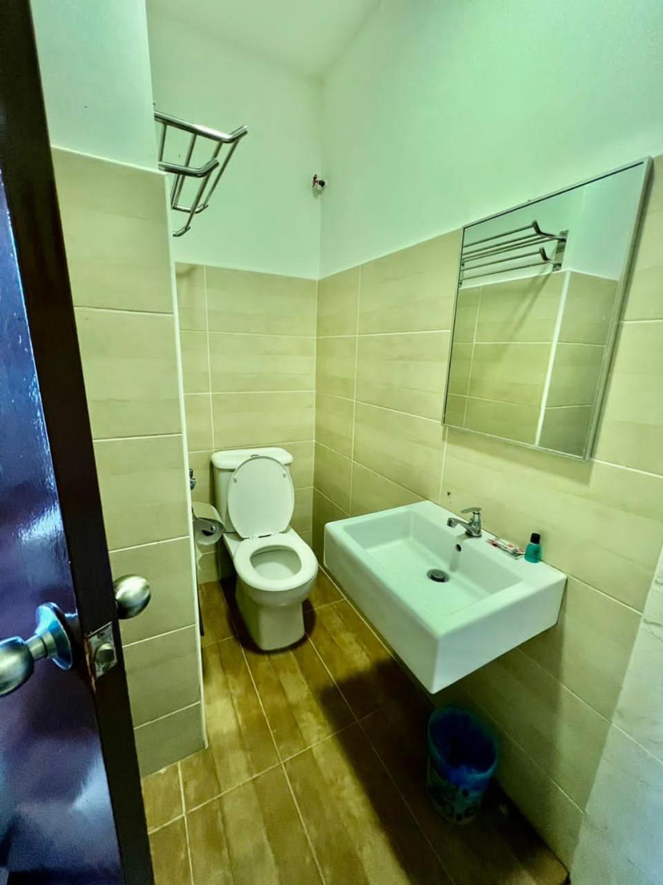 Golden Leaf Boutique Hotel Nusa Idaman Formerly Known As Ariana Hotel Johor Bahru Exterior foto